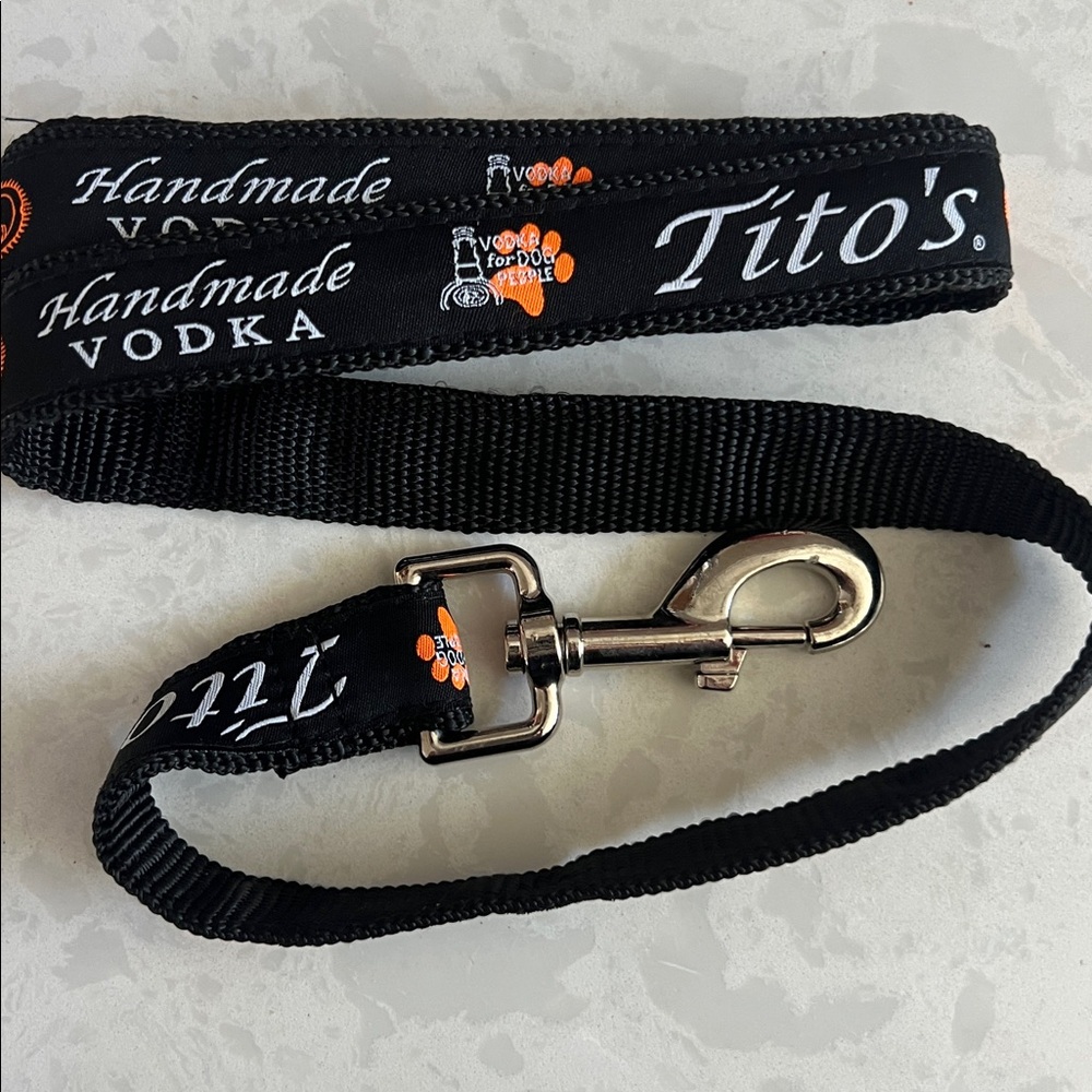 Tito's Handmade Vodka Black Dog Leash